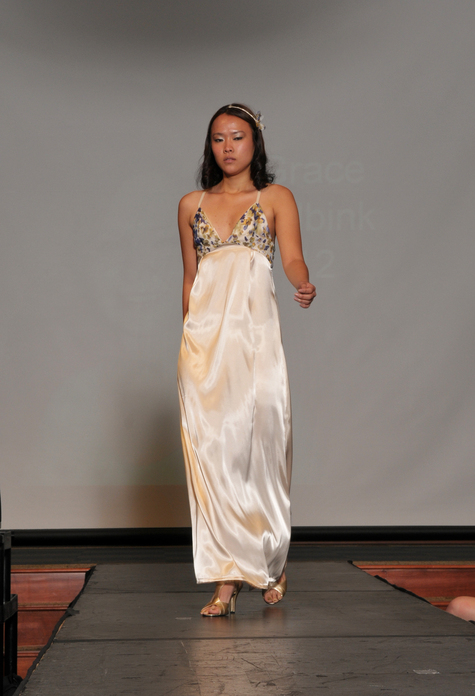 Sujidress2_large