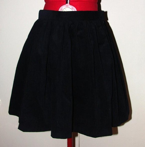 Black_skirt_large
