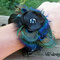Peacock_cuff_2_grid
