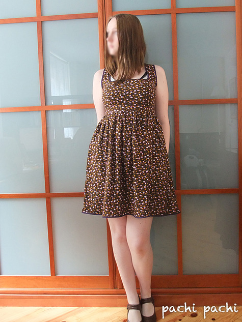 Robe_fleurs_boutons_1_large
