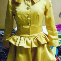 Yellow_trench_preview_006_listing