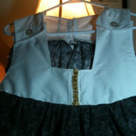 Black_and_white_scraps_sun_top_listing