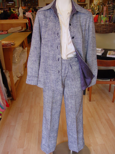 Original_suit_front_large