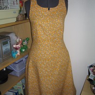 Yellow_dress_004_listing