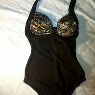 Bathing_suit_full_listing