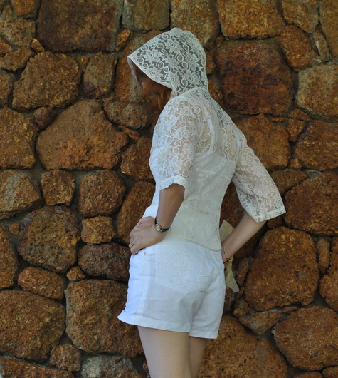 Lacehoodie_large