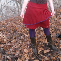 Pleatedredwoolskirt_burdaruby_listing
