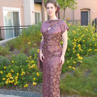 Vogue_2494_outside_listing