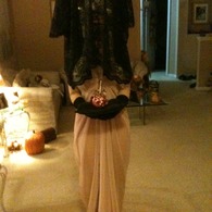 Alejandro-gaga-mourning-costume1_listing