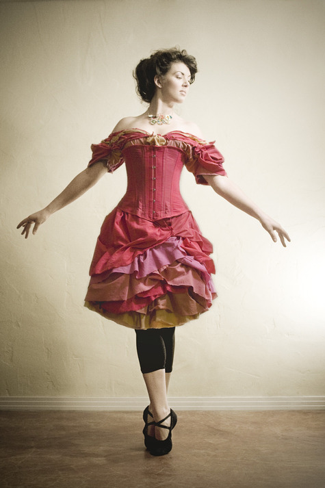 Dancing_damsel1_large