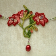 Dietz_freesia_necklace_closeup__listing
