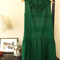 Green-dress-hanger_grid