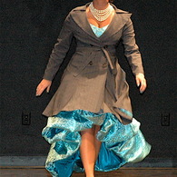 Fashion_show_2010_004_listing