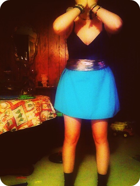 Blueskirt_large