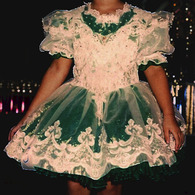 Green_under_listing