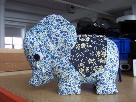 Lauraselephant3_large