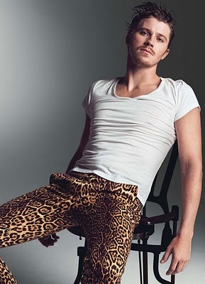Garrett_hedlund_large