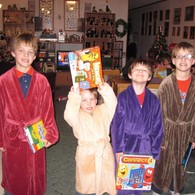 Boys_in_robes_listing