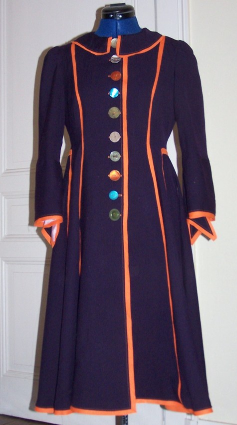 Coat_front_large