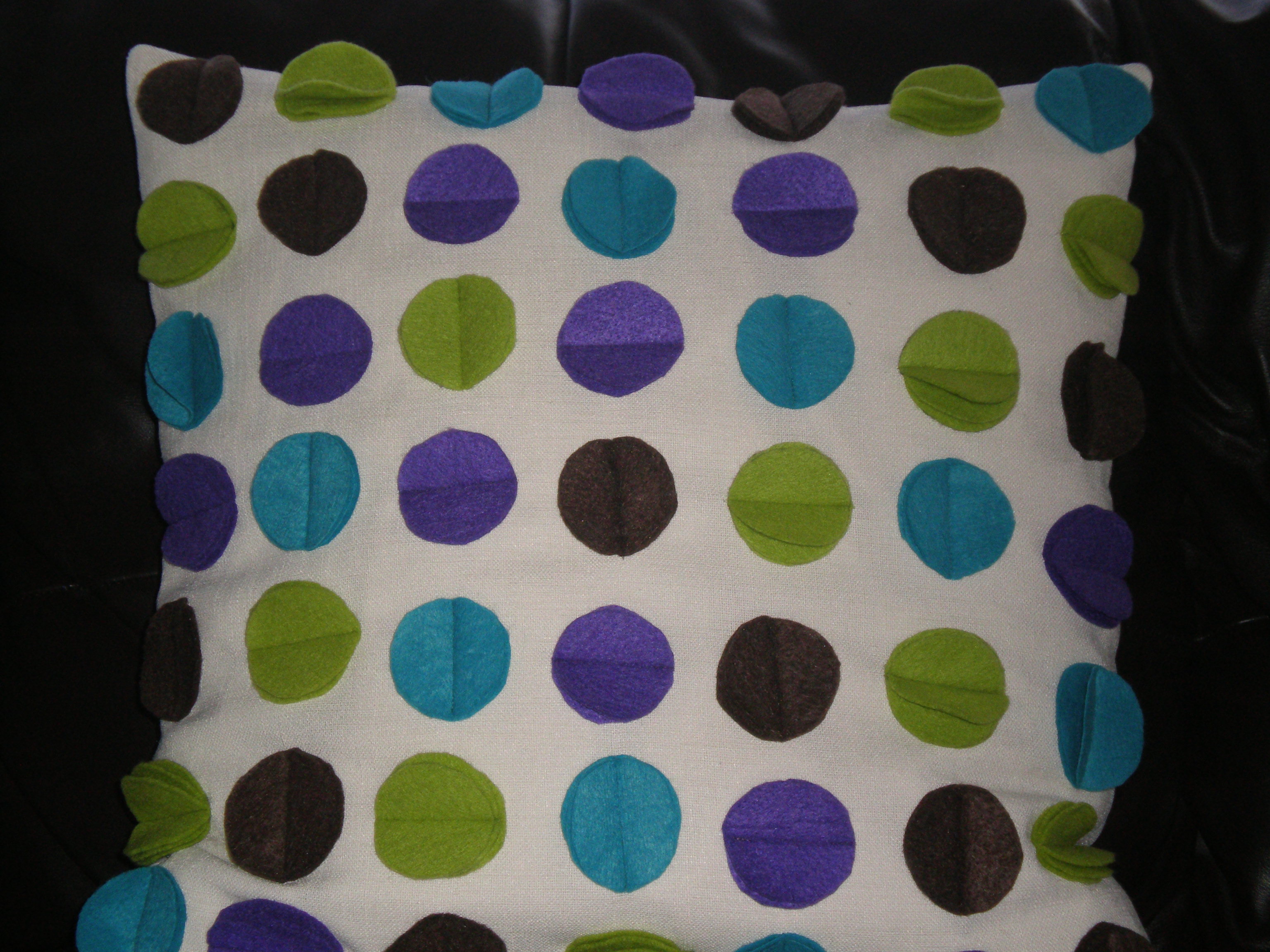Simple envelope back, felt disc cushion cover Sewing Projects
