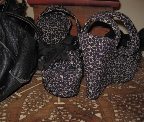 Aimg_5974_shoes_back_large