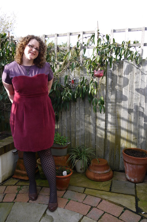 Berry_macaron_dress_006_large