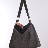 Black_tweed_front_listing