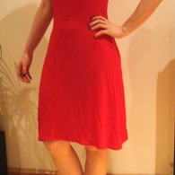 Red_dress_listing