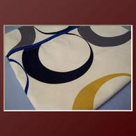 Crescent_pouch_closeup_border_listing