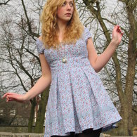 Alys_in_wonderland_055_listing