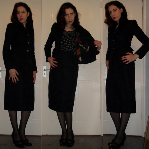 Suit1_large