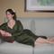 883_seated2_grid