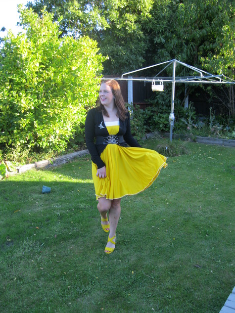 Yellow_dress_152_large