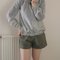 Burda0409_grid