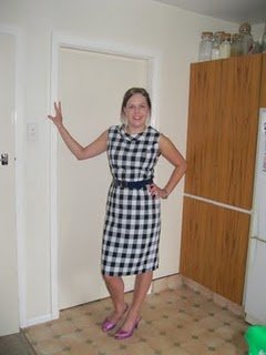 Mad_men_peggy_dress_016_large