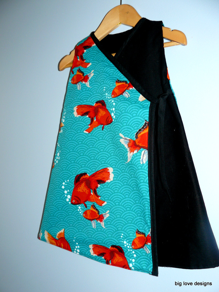 Japanese gold fish Kimono. Size 23yrs Sewing Projects