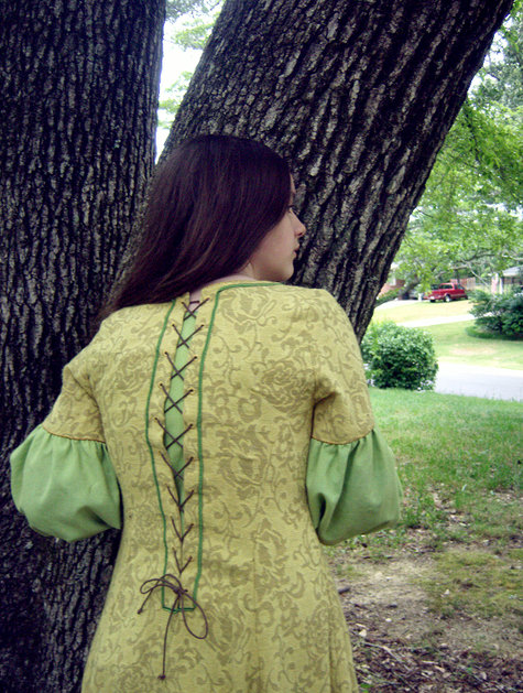 Yellowdress4_large
