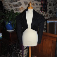 Jaquette_et_chapeau_cloche_004_listing