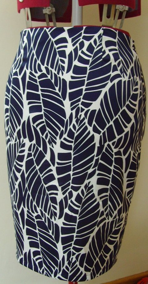 Kresse_skirt_front_large