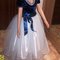 Little_doll_in_a_blue_dress_grid