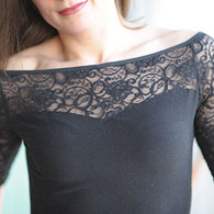 Blacklace_display_listing