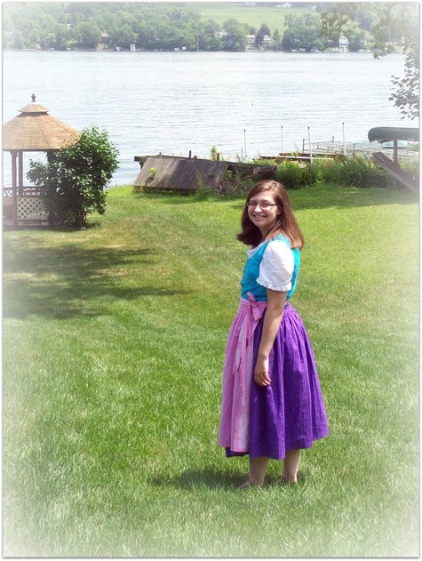 Dirndl5_large