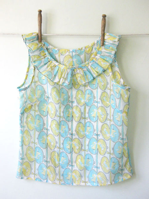 Kissing-blouse_large
