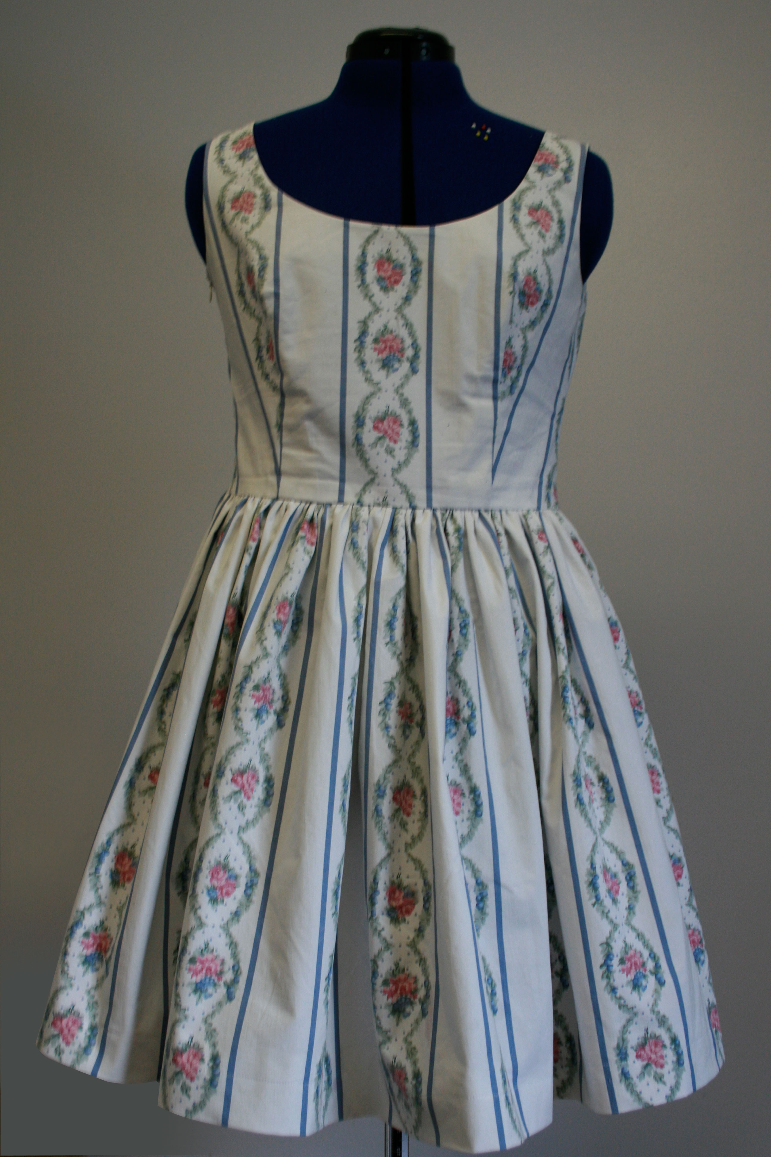 ooobop! vintage sheet dress Sewing Projects