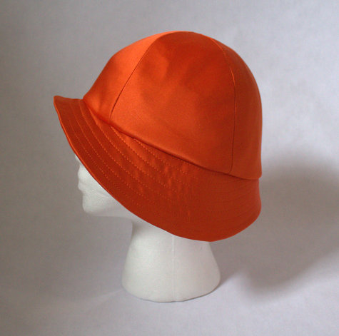 03_full_hat_large
