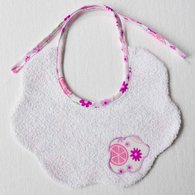 Bavoir_rose_r_listing