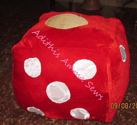 Dicecushion_large