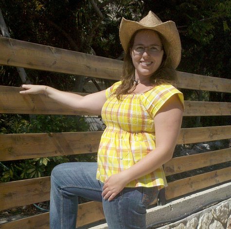 Yellow_shirt_4_small_large