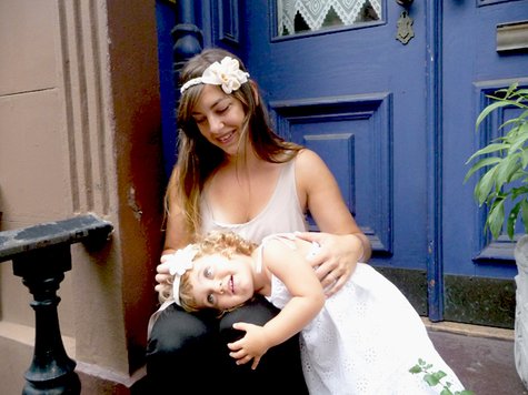 Elyse_and_lola_large
