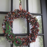 Halloween_rag_wreath_2011_listing